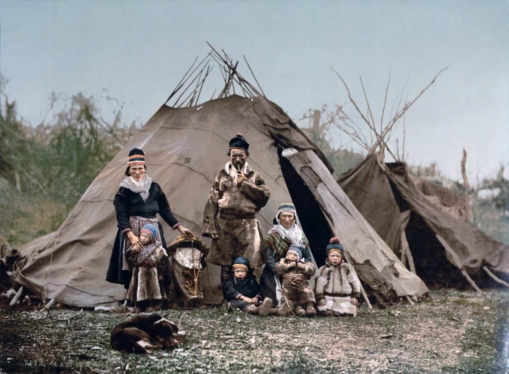 Sámi Family (1900)