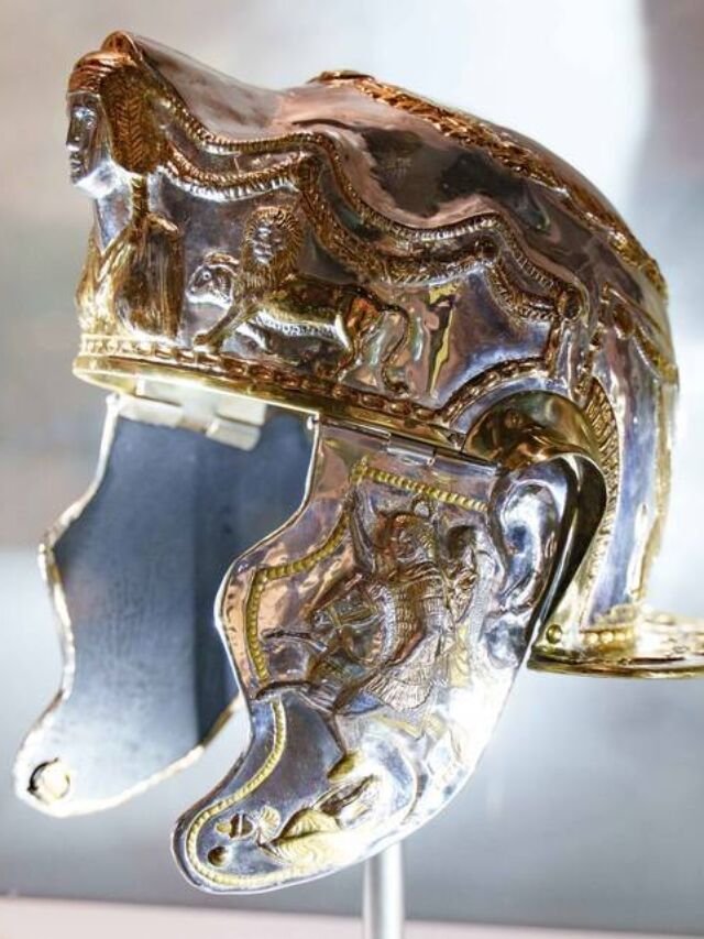 Roman Warrior’s Helmet Revived: Rusty Relic to Masterpiece