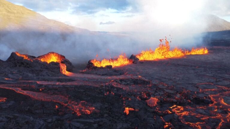 Types Of Volcanoes: A Guide To The 6 Most Dangerous Forms | Let's Talk ...