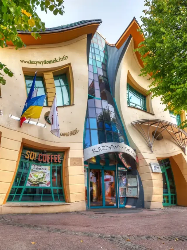 Krzywy Domek: The Crooked House in Poland
