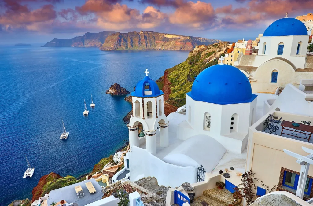 12 Most Unique Islands in the World: Don't Forget to Keep in Your Bucket List 12 Santorini, Greece