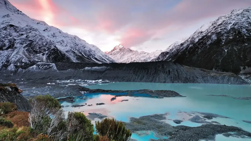 15 Loneliest Places on Earth: The Most Remote & Isolated Destinations for You 6 Loneliest Places on Earth