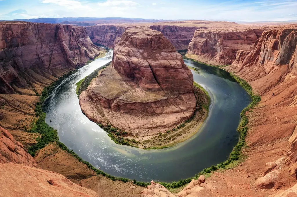 Thrilling Tourist Spots: 15 Mind-Blowing Destinations Built for Pure Adrenaline 2 Thrilling Tourist Spots - Grand Canyon Rim Edge, USA